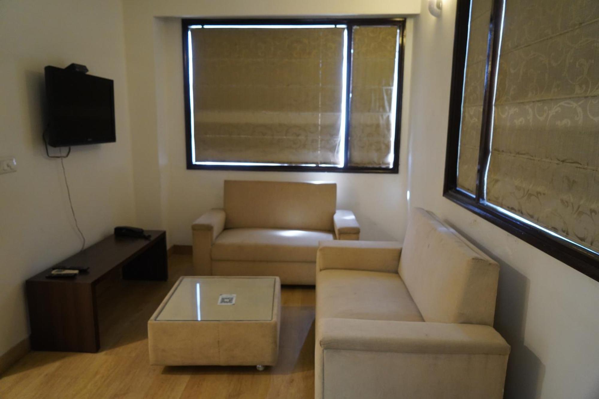 Hotel Forest Avenue - Best Luxury Hotel In Dehradun Exterior photo