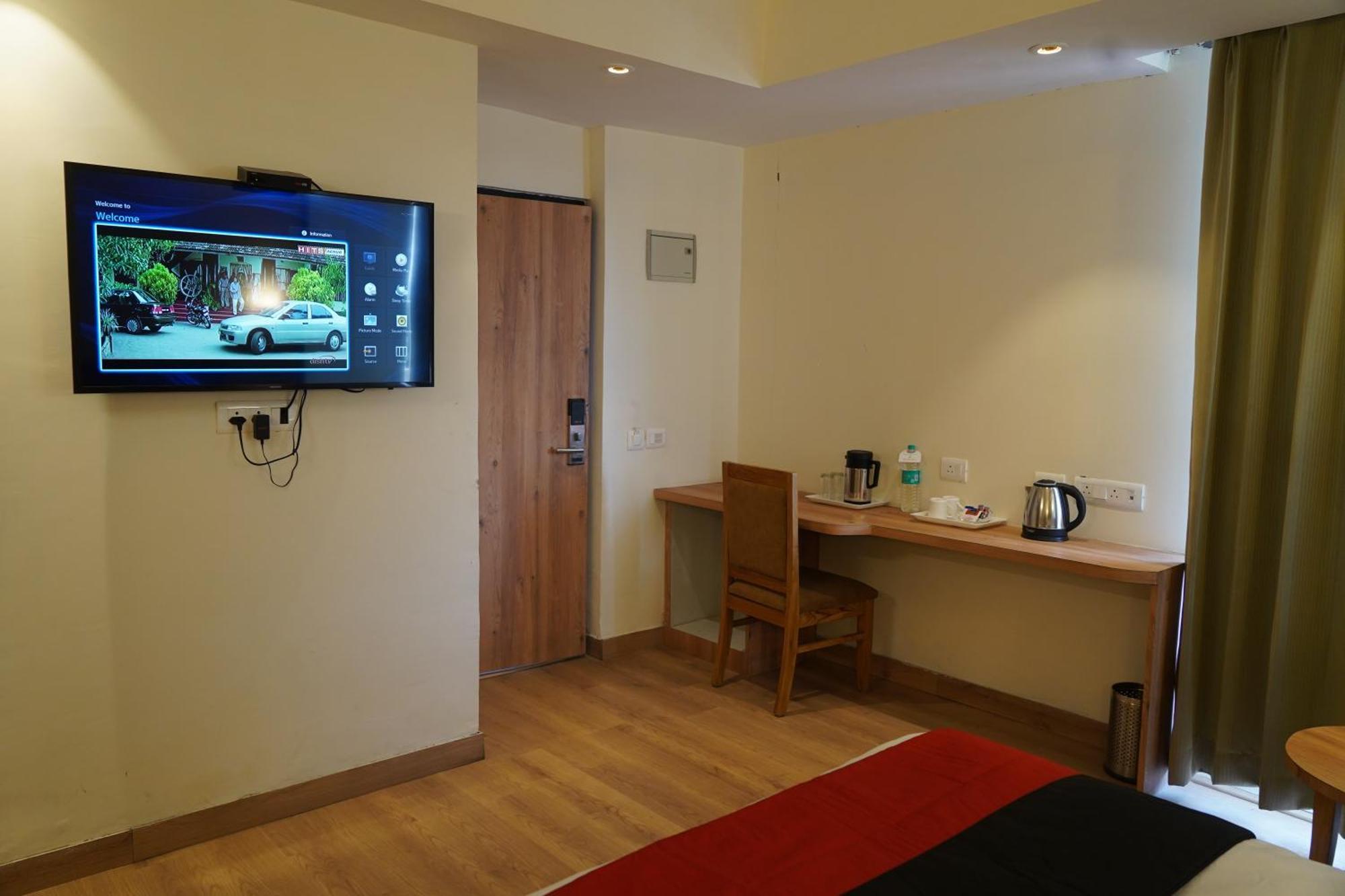 Hotel Forest Avenue - Best Luxury Hotel In Dehradun Exterior photo